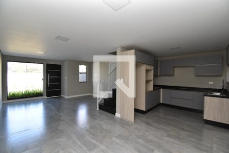 Sala de casa de condomínio para alugar com 3 quartos, 119m² em Mossunguê, Curitiba