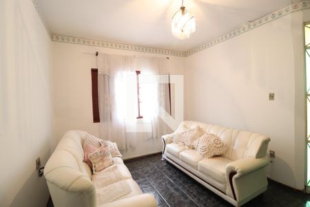 Sala 1 de casa para alugar com 6 quartos, 300m² em Martins, Uberlândia