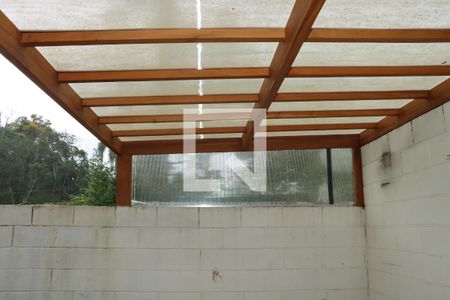 Casa de Condomínio para alugar com 2 quartos, 85m² em Esmeralda Park (caucaia do Alto), Cotia