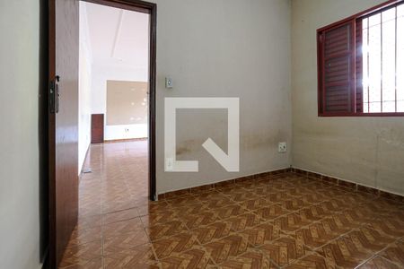Quarto 1 de casa para alugar com 2 quartos, 98m² em Jardim Aracy, Mogi das Cruzes