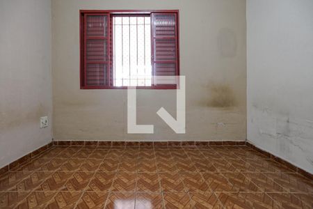 Quarto 1 de casa para alugar com 2 quartos, 98m² em Jardim Aracy, Mogi das Cruzes