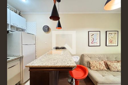 Sala/Cozinha de apartamento para alugar com 1 quarto, 40m² em Vila Uberabinha, São Paulo