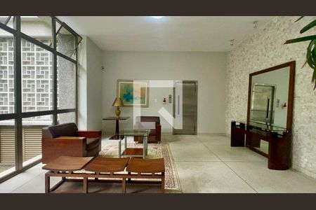 Hall de entrada de apartamento para alugar com 3 quartos, 130m² em Paraíso, São Paulo