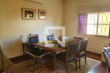 Casa à venda com 3 quartos, 274m² em Pechincha, Rio de Janeiro