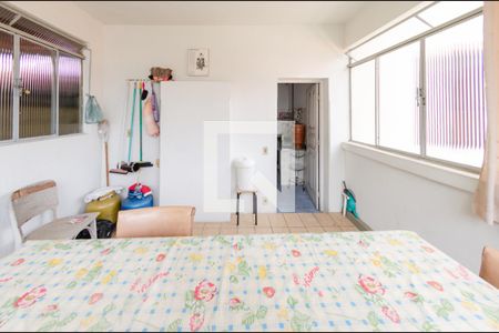 Casa à venda com 353m², 3 quartos e 2 vagasÁrea de serviço