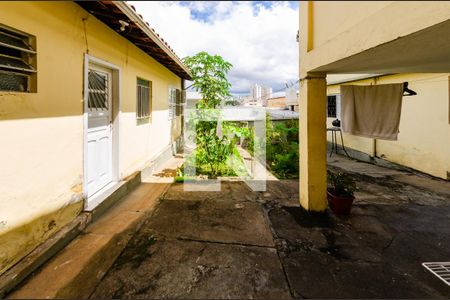 Casa à venda com 353m², 3 quartos e 2 vagasÁrea externa