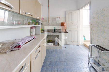 Casa à venda com 353m², 3 quartos e 2 vagasCozinha