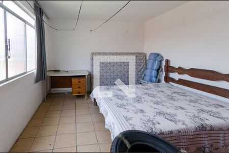 Casa à venda com 353m², 3 quartos e 2 vagasQuarto de serviço