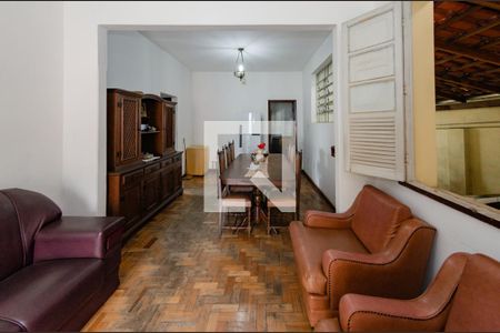 Sala de casa à venda com 3 quartos, 353m² em Carlos Prates, Belo Horizonte
