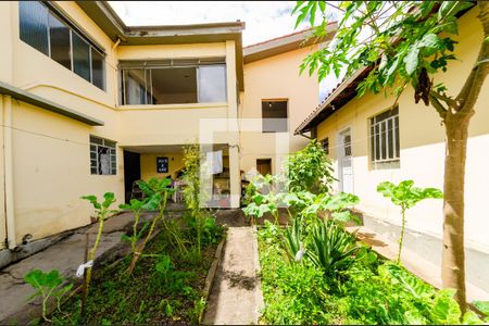 Casa à venda com 353m², 3 quartos e 2 vagasÁrea externa