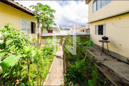 Casa à venda com 353m², 3 quartos e 2 vagasÁrea externa