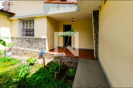 Casa à venda com 353m², 3 quartos e 2 vagasÁrea externa