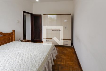 Casa à venda com 353m², 3 quartos e 2 vagasSuíte