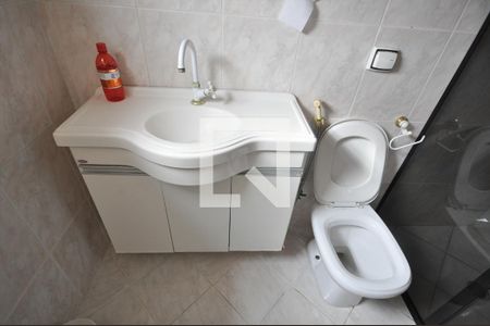 Banheiro da Suíte 1 de casa para alugar com 2 quartos, 70m² em Jardim Brasil (zona Norte), São Paulo