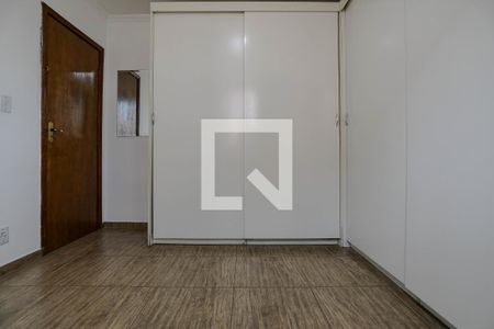 Quarto 1 de apartamento para alugar com 2 quartos, 55m² em São João, Mogi das Cruzes