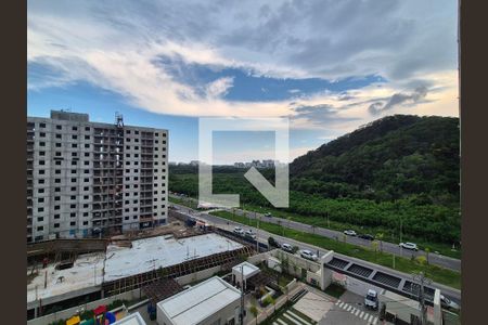 Vista  de apartamento à venda com 2 quartos, 53m² em Barra Olímpica, Rio de Janeiro