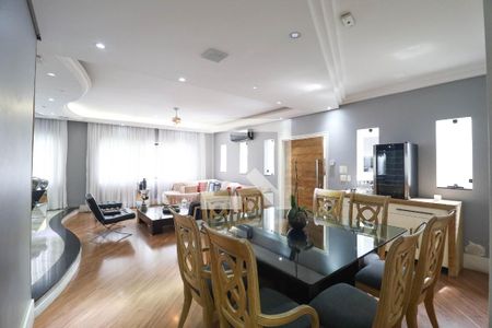 Casa à venda com 4 quartos, 850m² em Tremembé, São Paulo