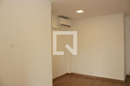 Sala de apartamento para alugar com 2 quartos, 69m² em Vila Dom Pedro I, São Paulo