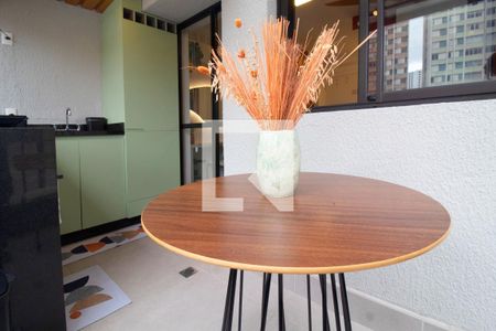 Kitnet/Studio para alugar com 1 quarto, 25m² em Jardim das Bandeiras, São Paulo