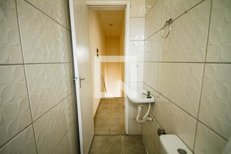 Banheiro de casa de condomínio para alugar com 2 quartos, 68m² em São José do Rio Preto, Praia Grande