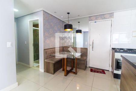 Sala de apartamento para alugar com 2 quartos, 46m² em Vila Carmosina, São Paulo