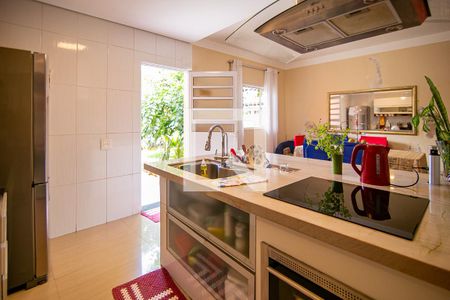 Cozinha de casa para alugar com 2 quartos, 132m² em Nucleo Residencial Professor Carlos Aldrovandi, Indaiatuba