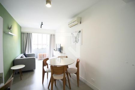 Sala de apartamento para alugar com 1 quarto, 50m² em Itaim Bibi, São Paulo