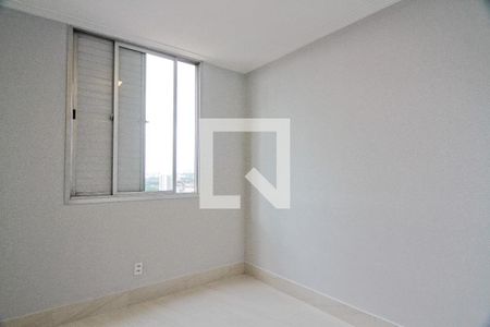 Quarto 1 de apartamento à venda com 2 quartos, 60m² em Vila Mangalot, São Paulo