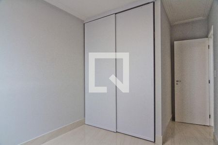 Quarto 1 de apartamento à venda com 2 quartos, 60m² em Vila Mangalot, São Paulo