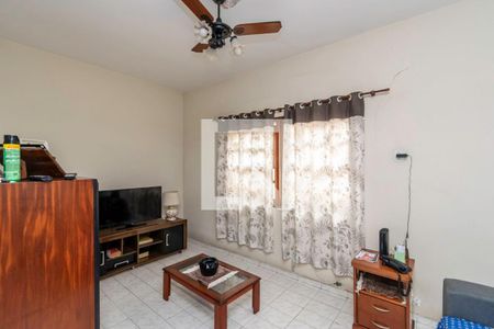 1º andar - Sala de casa à venda com 7 quartos, 360m² em Bonsucesso, Rio de Janeiro