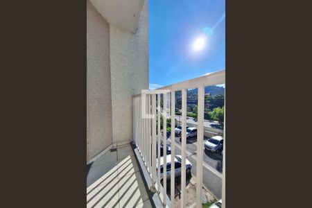 Sala de apartamento para alugar com 2 quartos, 54m² em Neves, São Gonçalo