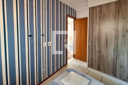 Quarto 1 de apartamento para alugar com 2 quartos, 54m² em Neves, São Gonçalo