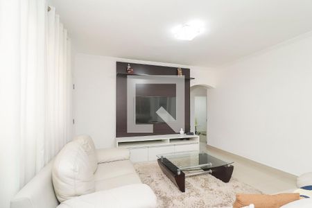 Sala de casa à venda com 3 quartos, 215m² em Vila Carmosina, São Paulo