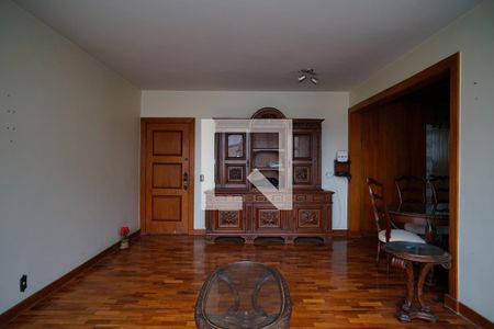 Sala de apartamento à venda com 3 quartos, 110m² em Icaraí, Niterói