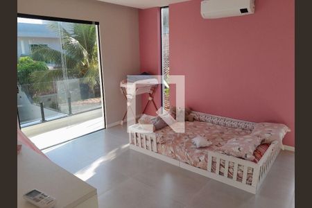 Casa à venda com 5 quartos, 390m² em Piratininga, Niterói