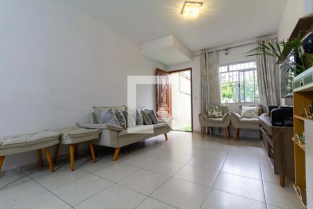 Sala de casa para alugar com 2 quartos, 85m² em Jardim Ponte Rasa, São Paulo