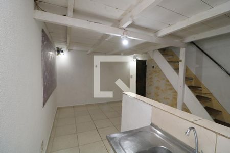 Sala/Cozinha de kitnet/studio para alugar com 1 quarto, 35m² em Chácara Belenzinho, São Paulo