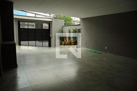Garagem  de casa para alugar com 3 quartos, 156m² em Vila Dusi, São Bernardo do Campo
