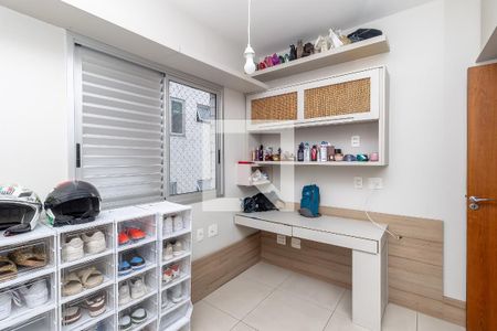 Quarto 1 de apartamento à venda com 4 quartos, 178m² em Itapoã, Belo Horizonte
