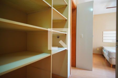 Suíte de apartamento à venda com 3 quartos, 83m² em Jardim Itu, Porto Alegre