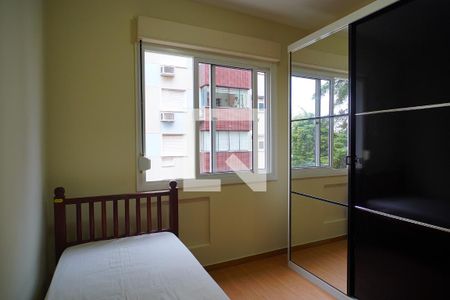 Quarto  de apartamento para alugar com 3 quartos, 83m² em Jardim Itu, Porto Alegre
