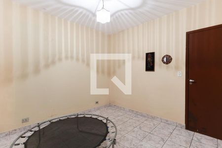 Quarto 1 de casa para alugar com 2 quartos, 70m² em Jardim Ondina, São Paulo