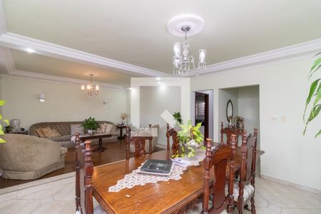 Sala de casa à venda com 5 quartos, 430m² em Vila Pierina, São Paulo