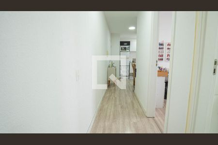 Corredor de apartamento para alugar com 2 quartos, 44m² em Jardim Sao Saverio, São Paulo