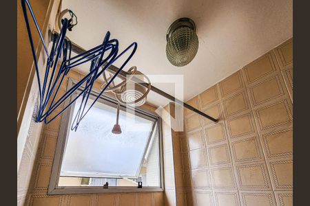 Banheiro de apartamento para alugar com 2 quartos, 89m² em Guilhermina, Praia Grande