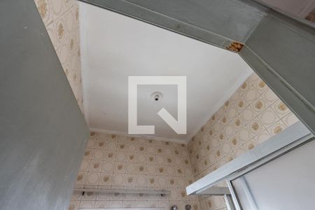 Banheiro do Corredor de casa para alugar com 3 quartos, 250m² em Vila Romana, São Paulo