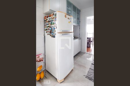 Cozinha de apartamento à venda com 3 quartos, 94m² em Vila Campo Grande, São Paulo
