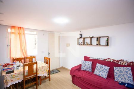 Sala de apartamento para alugar com 2 quartos, 50m² em Casa Grande, Diadema