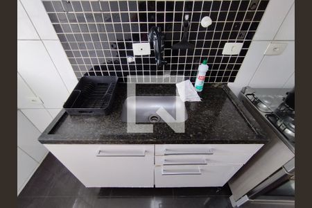 Cozinha - Armários de apartamento para alugar com 2 quartos, 48m² em Jardim Celeste, São Paulo