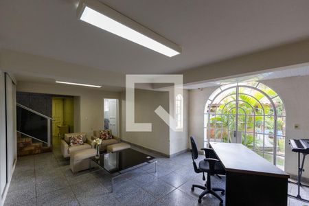 Sala com Lareira de casa para alugar com 4 quartos, 220m² em Vila do Ouro, Nova Lima